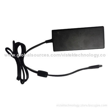 12V DC/5A AC/DC Switching Adapter/Power Supply with UL/CE/FCC Mark